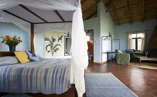 Tloma Lodge